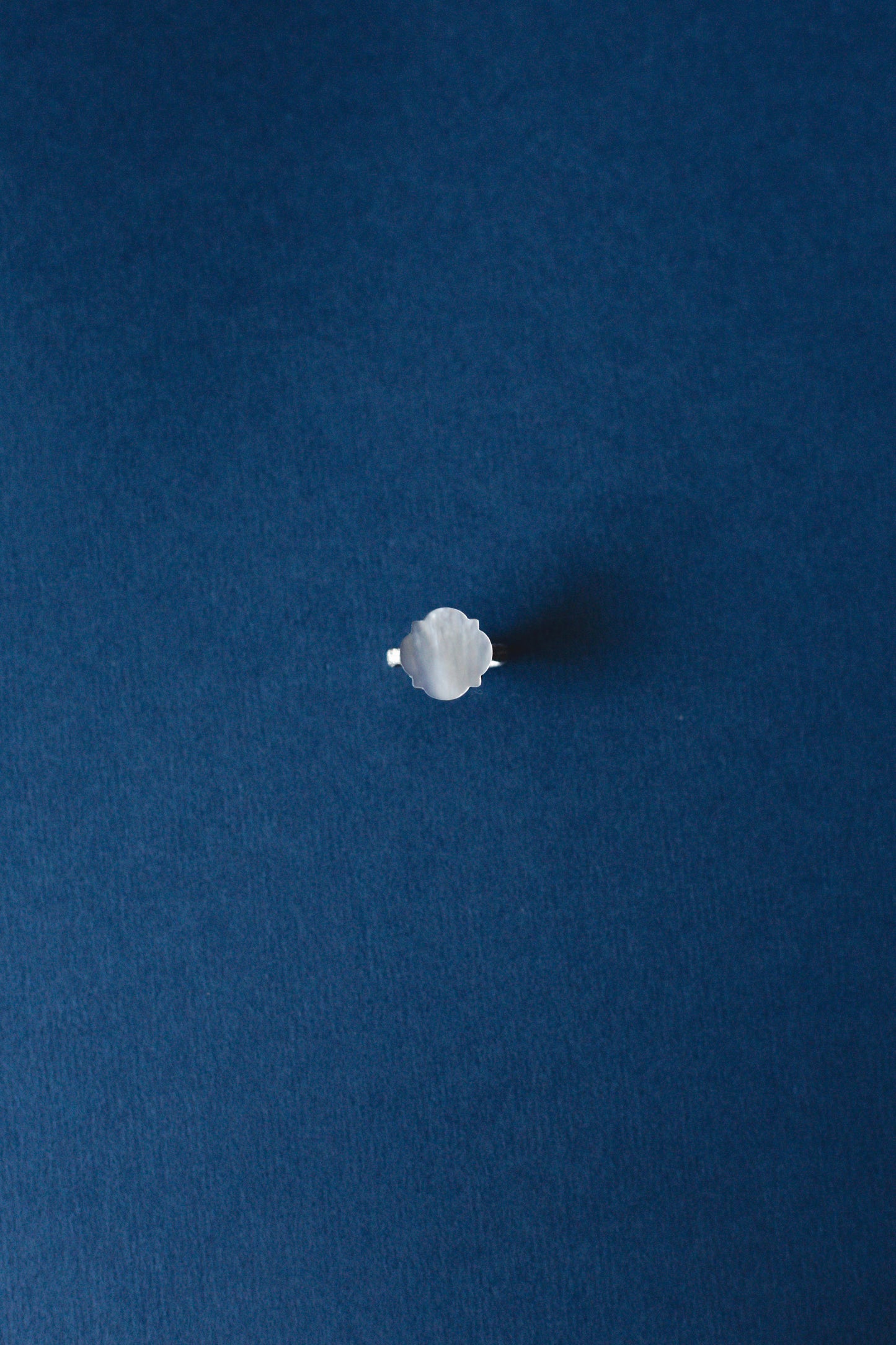 Quatrefoil ir perlamutras